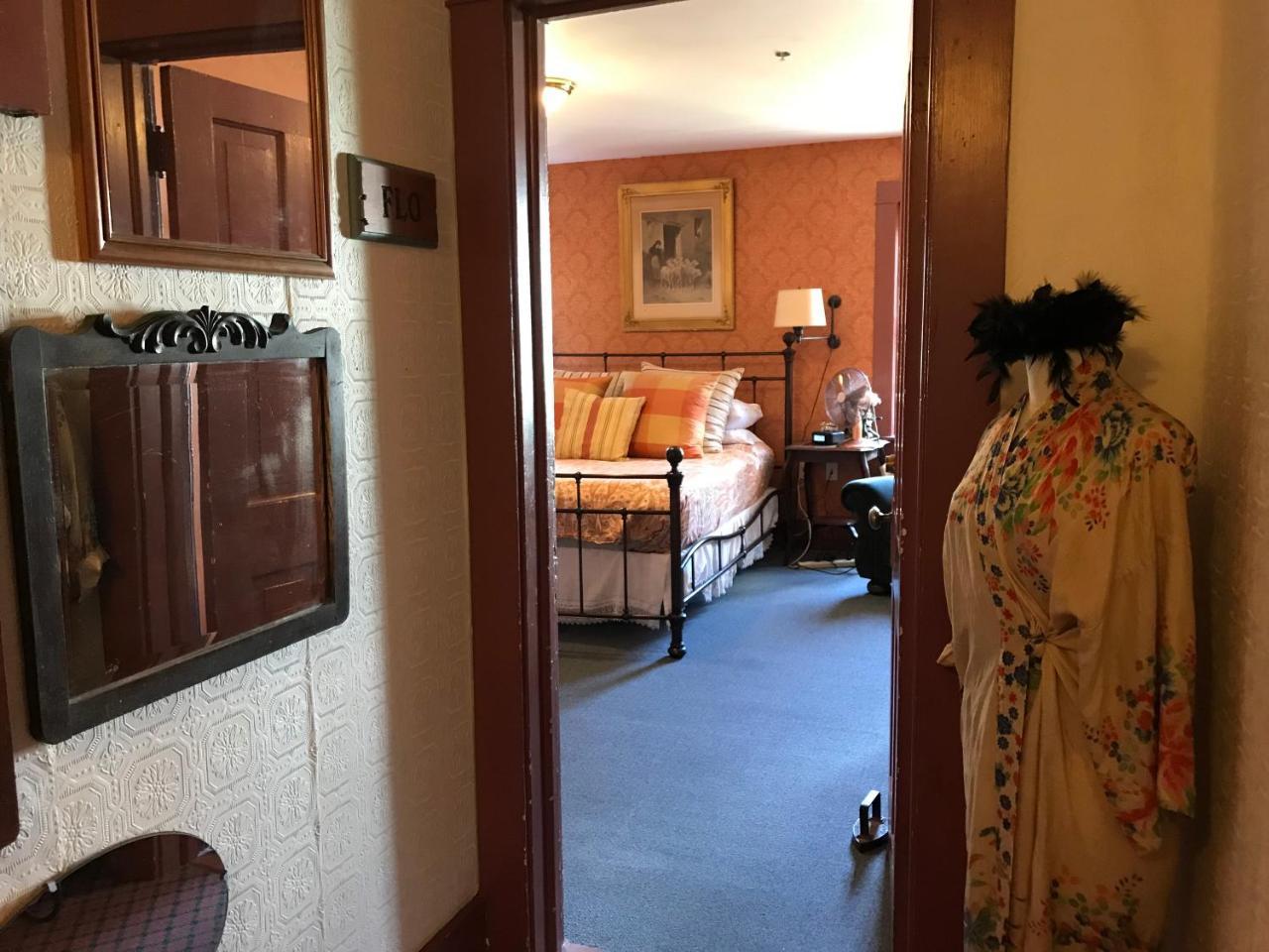 Historic Skagway Inn Exteriör bild